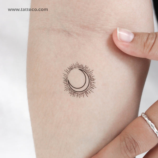 Fine Line Eclipse Temporary Tattoo - Set of 3