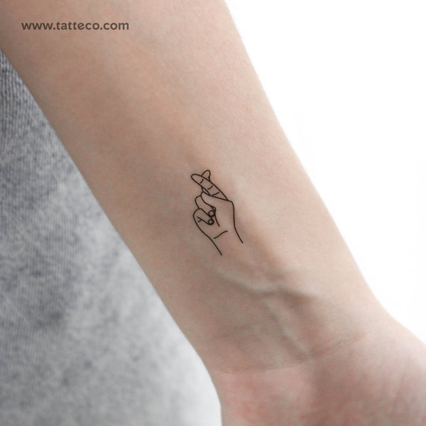 Sign Language R Temporary Tattoo - Set of 3