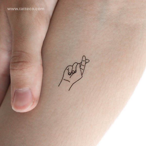 Sign Language R Temporary Tattoo - Set of 3