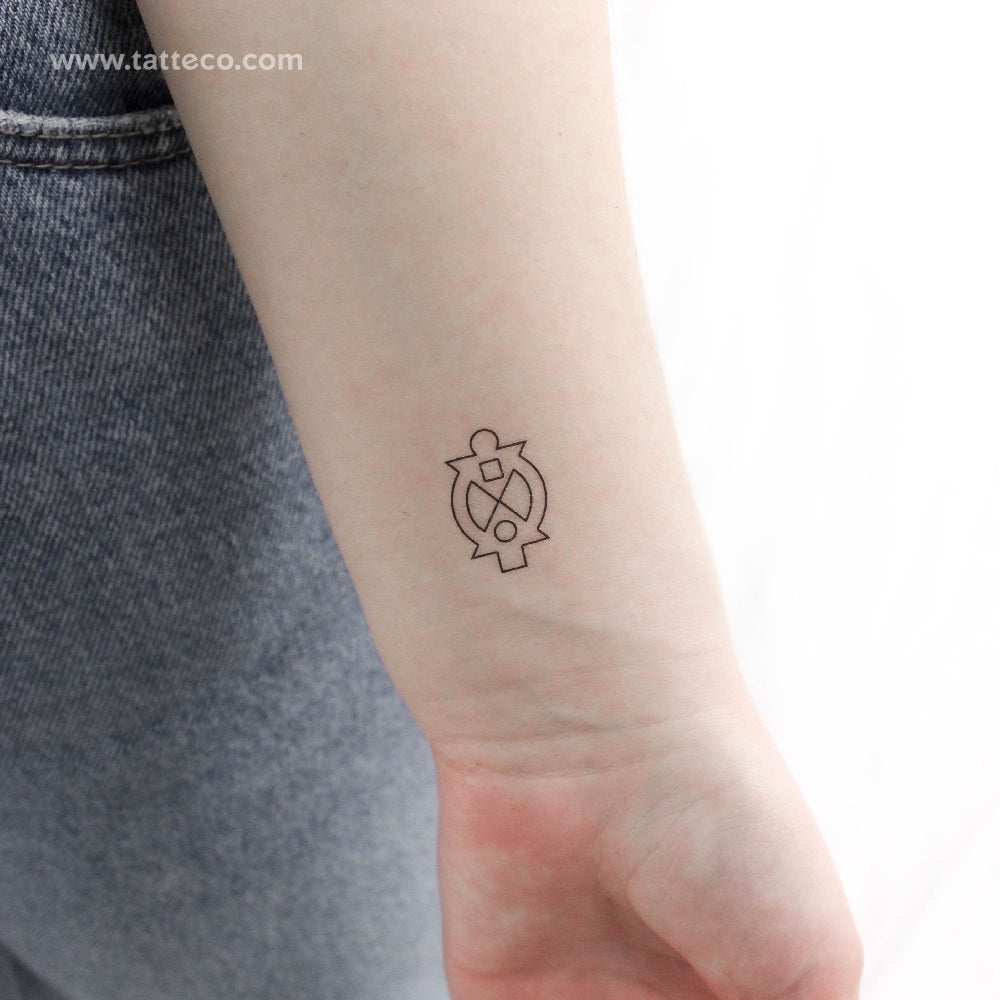 Boa Me Na Me Mmoa Wo Outline Temporary Tattoo - Set of 3