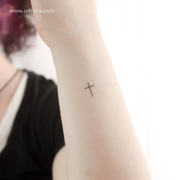 Small Minimalist Cross Temporary Tattoo - Set of 3