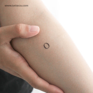 O Serif Capital Letter Temporary Tattoo - Set of 3