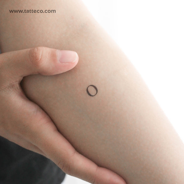 O Serif Capital Letter Temporary Tattoo - Set of 3